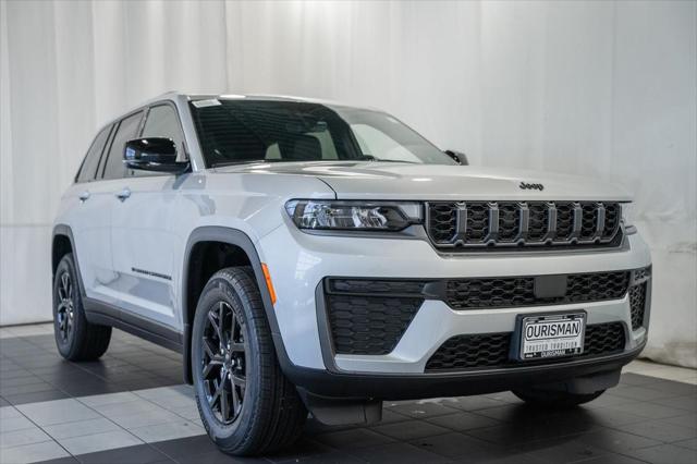 2026 Jeep Grand Cherokee GRAND CHEROKEE LAREDO ALTITUDE 4X4