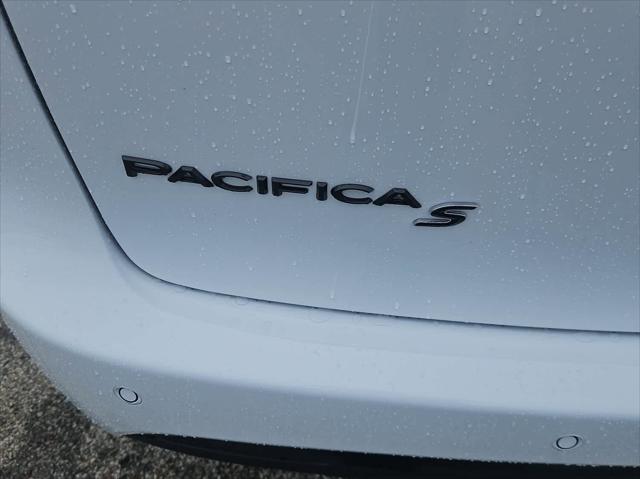 2027 Chrysler Pacifica Limited