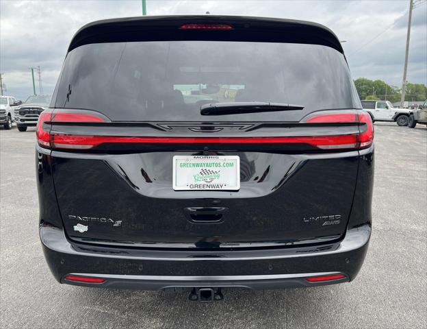 2027 Chrysler Pacifica Limited