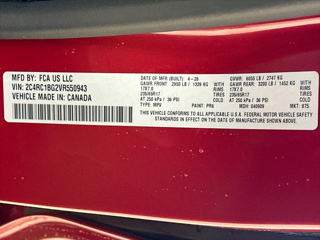 2027 Chrysler Pacifica Select