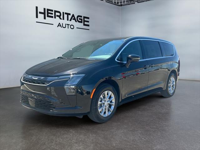 2027 Chrysler Pacifica PACIFICA SELECT AWD