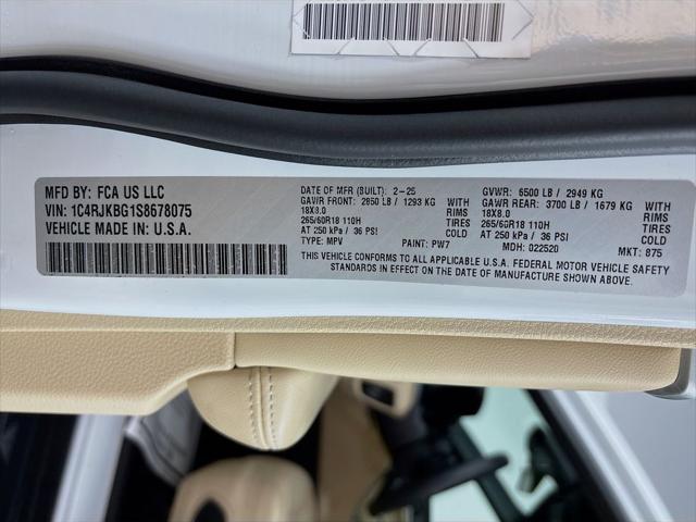 Used 2025 Jeep Grand Cherokee L Limited 4x4 For Sale in Olive Branch, MS