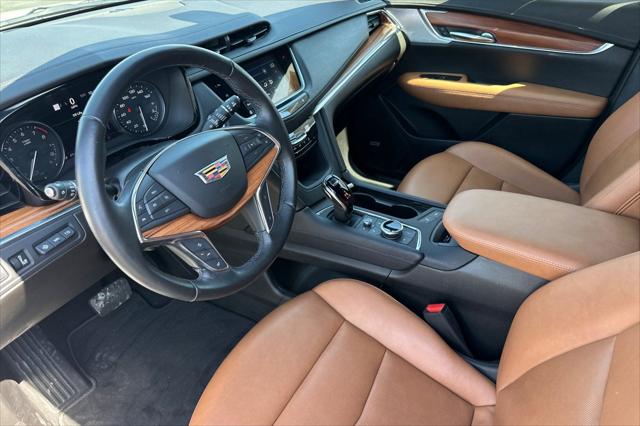 2023 Cadillac XT5 FWD Premium Luxury