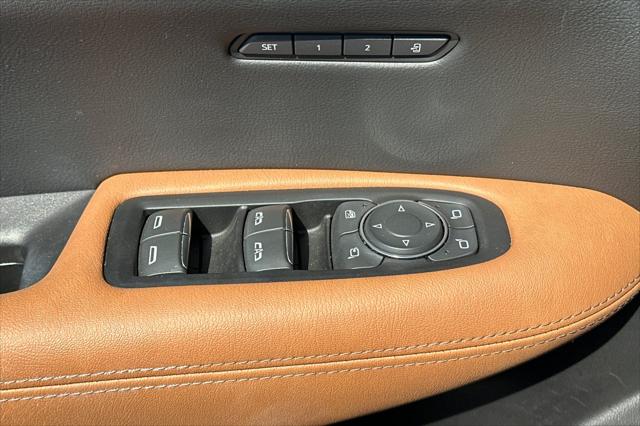 2023 Cadillac XT5 FWD Premium Luxury