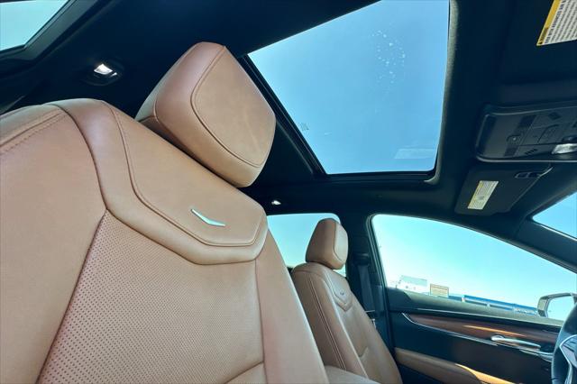 2023 Cadillac XT5 FWD Premium Luxury