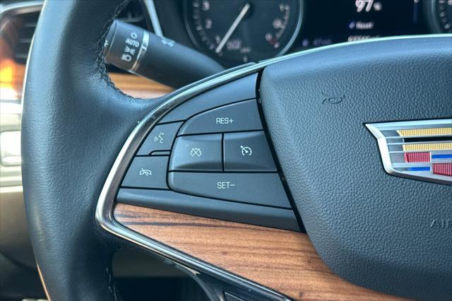 2023 Cadillac XT5 FWD Premium Luxury