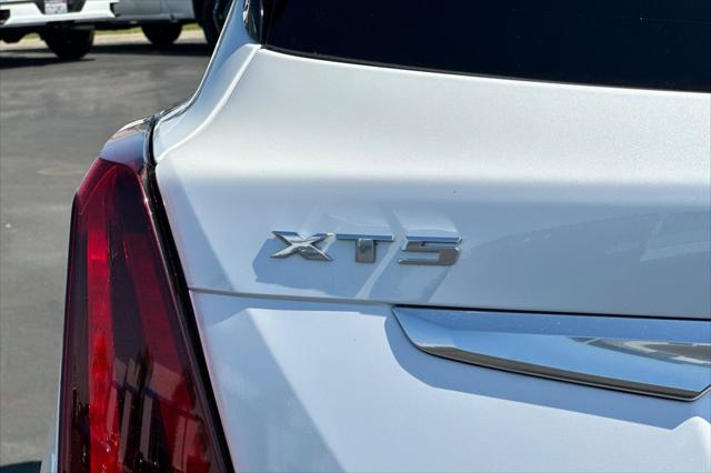 2023 Cadillac XT5 FWD Premium Luxury