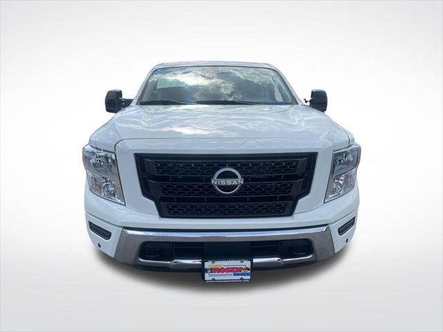 2024 Nissan Titan Crew Cab SV 4x4