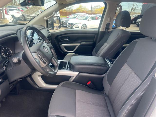 2024 Nissan Titan Crew Cab SV 4x4