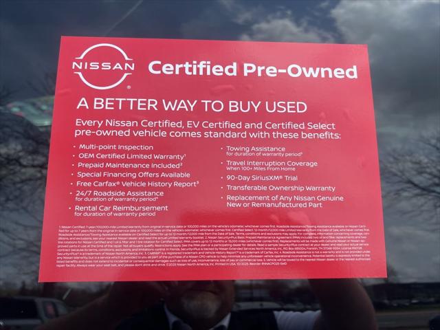 2024 Nissan Titan Crew Cab SV 4x4