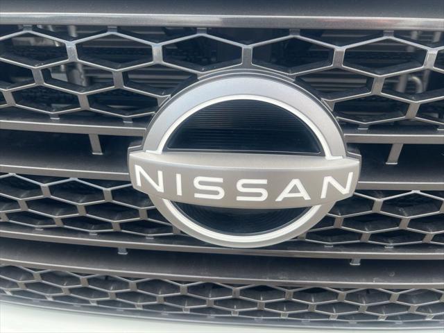 2024 Nissan Titan Crew Cab SV 4x4