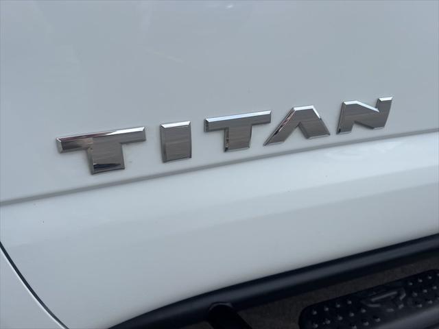 2024 Nissan Titan Crew Cab SV 4x4