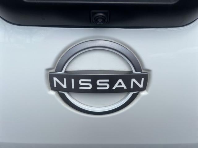 2024 Nissan Titan Crew Cab SV 4x4