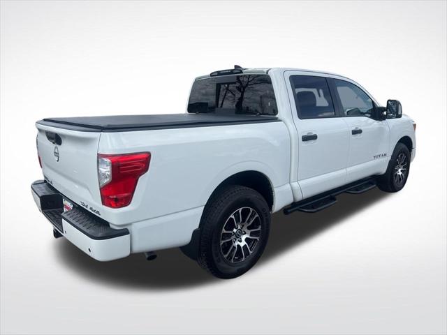 2024 Nissan Titan Crew Cab SV 4x4