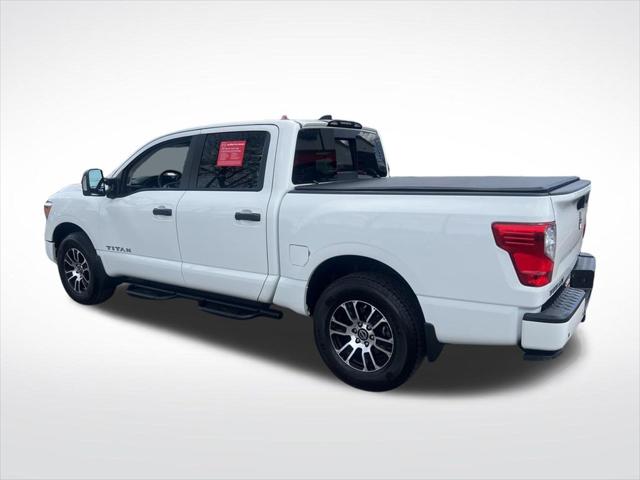 2024 Nissan Titan Crew Cab SV 4x4
