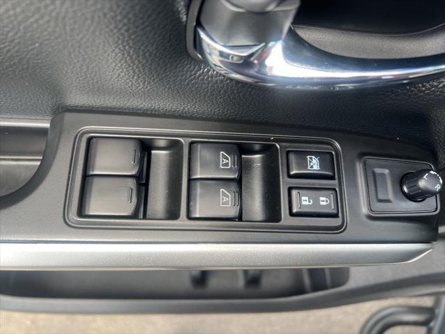 2024 Nissan Titan Crew Cab SV 4x4