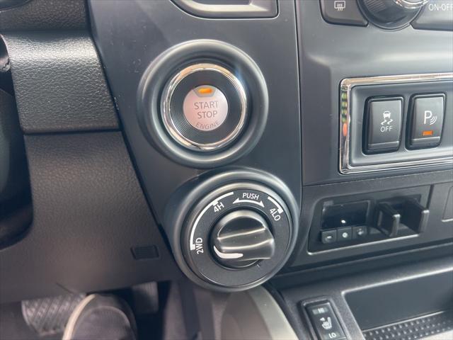 2024 Nissan Titan Crew Cab SV 4x4