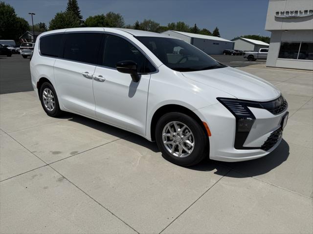 2027 Chrysler Pacifica Select for sale in Kimball, MN