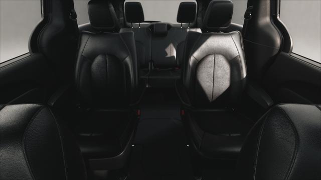 2027 Chrysler Pacifica PACIFICA SELECT AWD