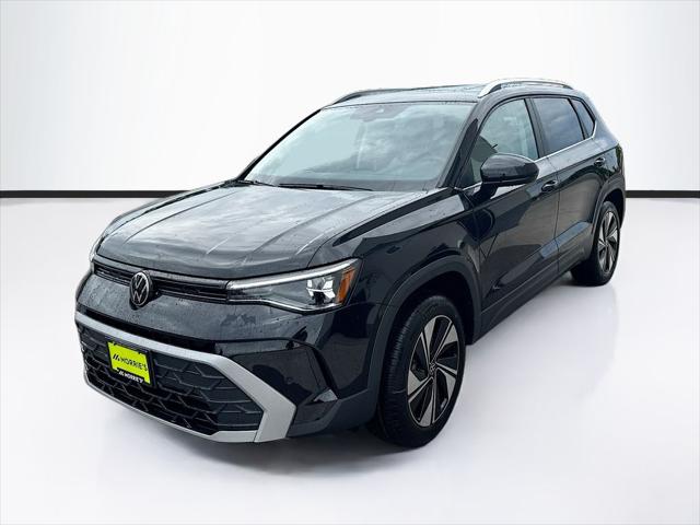 2026 Volkswagen Taos SE for sale in La Crosse, WI