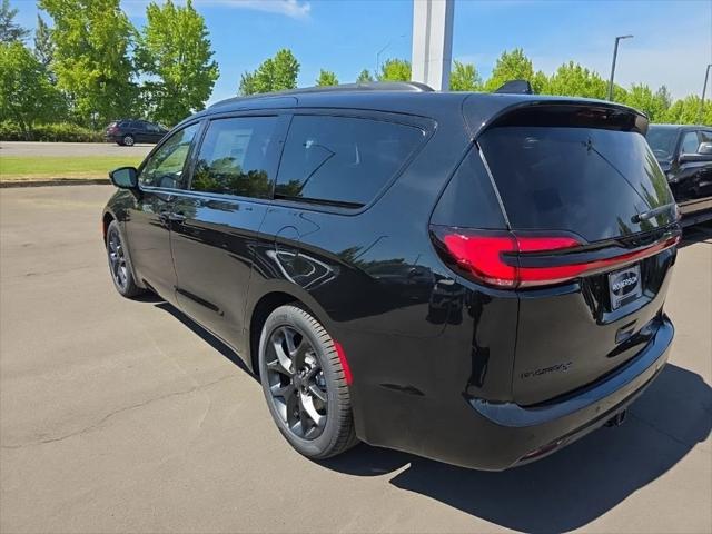 2027 Chrysler Pacifica PACIFICA LIMITED