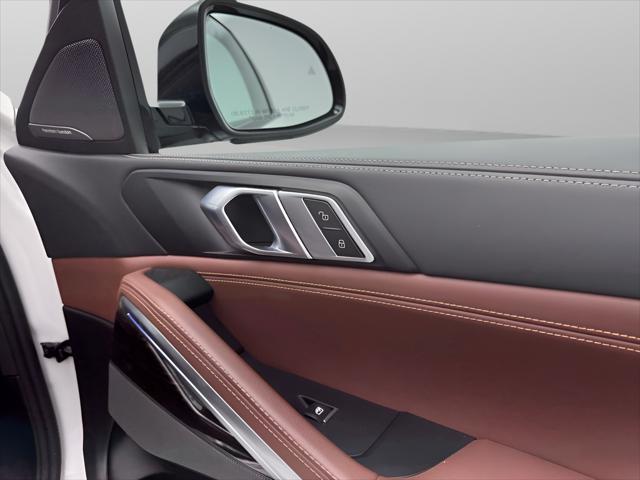 2025 BMW X6 xDrive40i