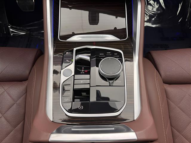 2025 BMW X6 xDrive40i