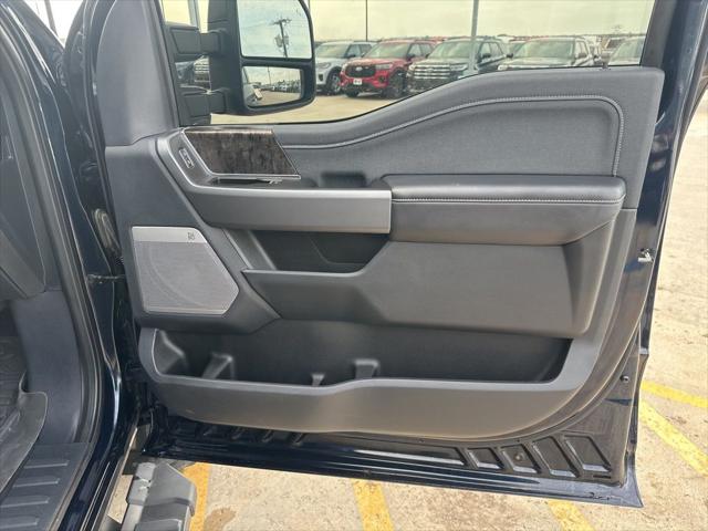 2025 Ford F-350 LARIAT