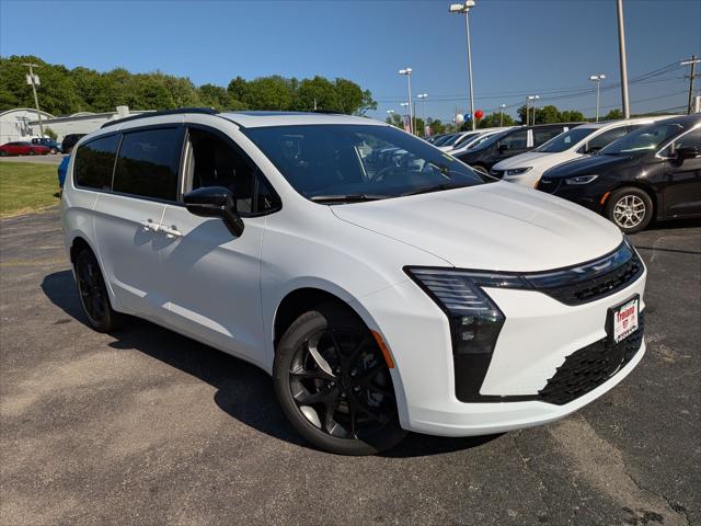 2027 Chrysler Pacifica PACIFICA LIMITED AWD