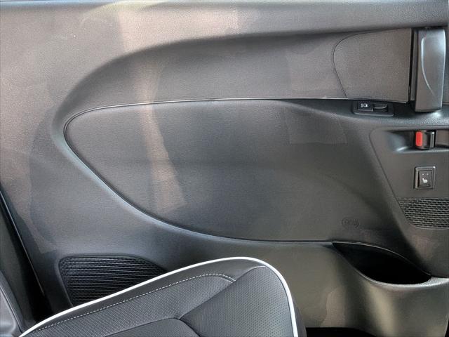 2027 Chrysler Pacifica Limited AWD