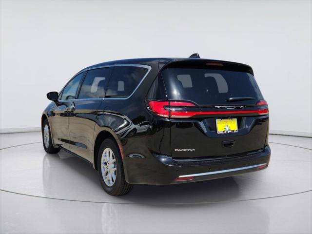 2027 Chrysler Pacifica PACIFICA SELECT