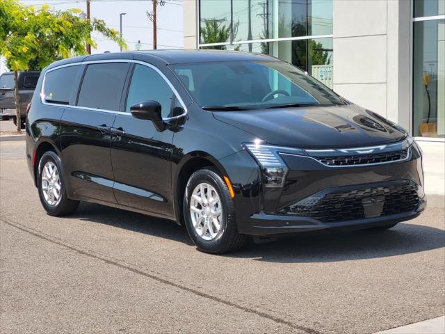 2027 Chrysler Pacifica PACIFICA SELECT