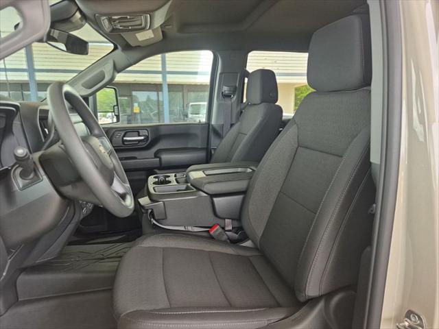 2026 Chevrolet Silverado 2500HD Crew Cab, Standard Bed, WT, 4WD