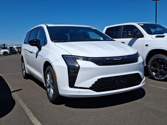 2027 Chrysler Pacifica Select for sale in Langhorne, PA