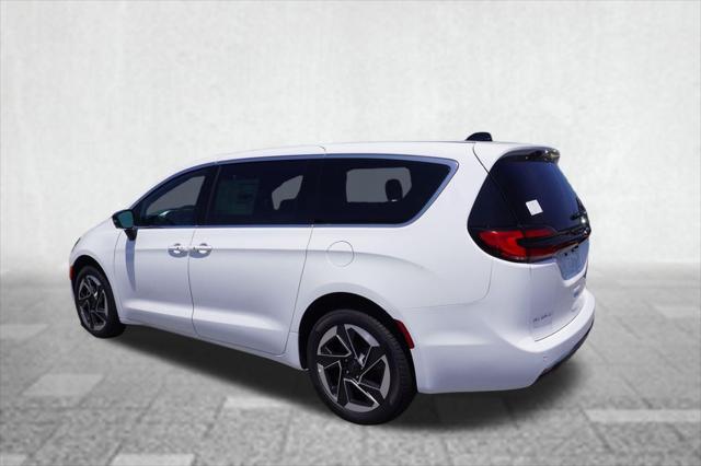 2027 Chrysler Pacifica PACIFICA LIMITED AWD 2027 Chrysler Pacifica PACIFICA LIMITED AWD
