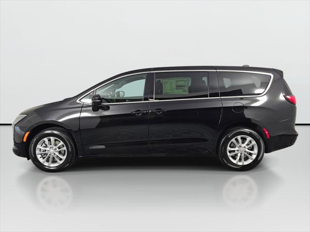 2027 Chrysler Pacifica Select AWD