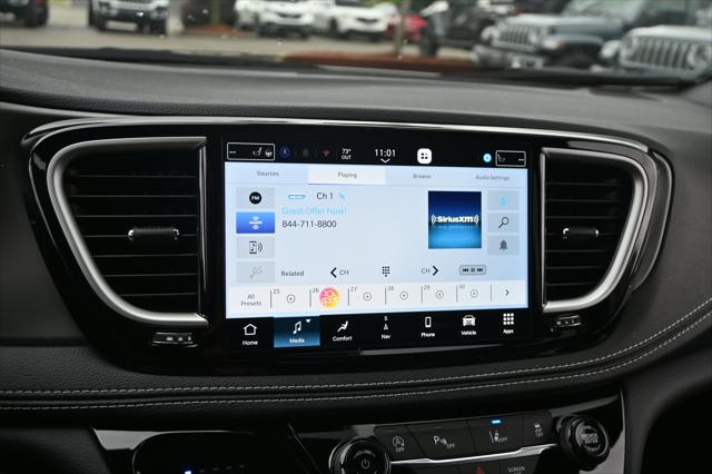 2027 Chrysler Pacifica Limited