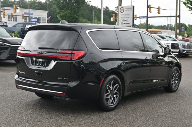 2027 Chrysler Pacifica Limited