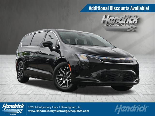 2027 Chrysler Pacifica Limited for sale in Hoover, AL