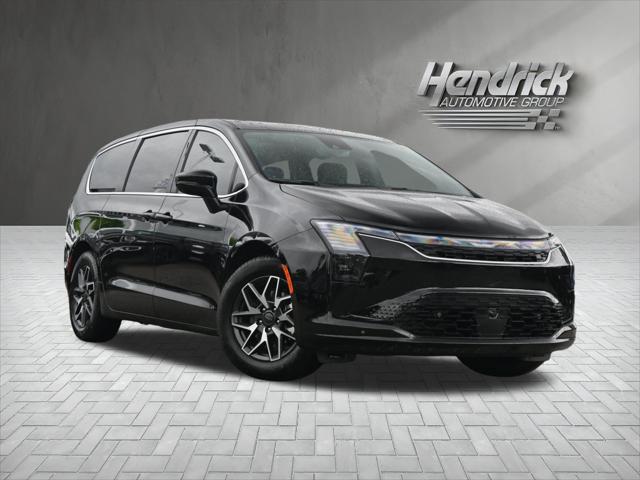 2027 Chrysler Pacifica Limited