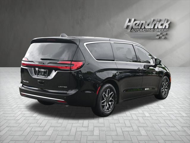 2027 Chrysler Pacifica Limited