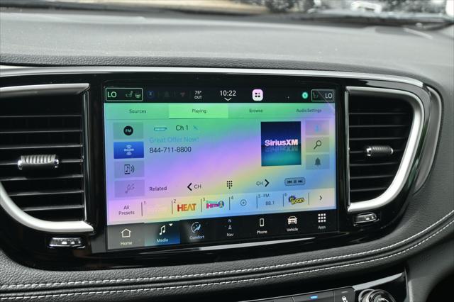 2027 Chrysler Pacifica Limited