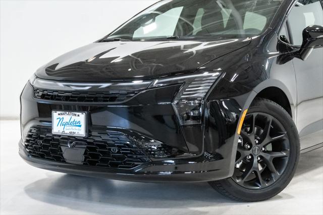 2027 Chrysler Pacifica PACIFICA LIMITED