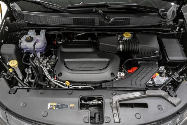 2027 Chrysler Pacifica PACIFICA LIMITED