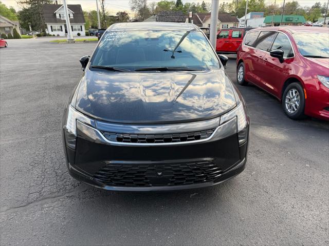 2027 Chrysler Pacifica PACIFICA LIMITED AWD 2027 Chrysler Pacifica PACIFICA LIMITED AWD