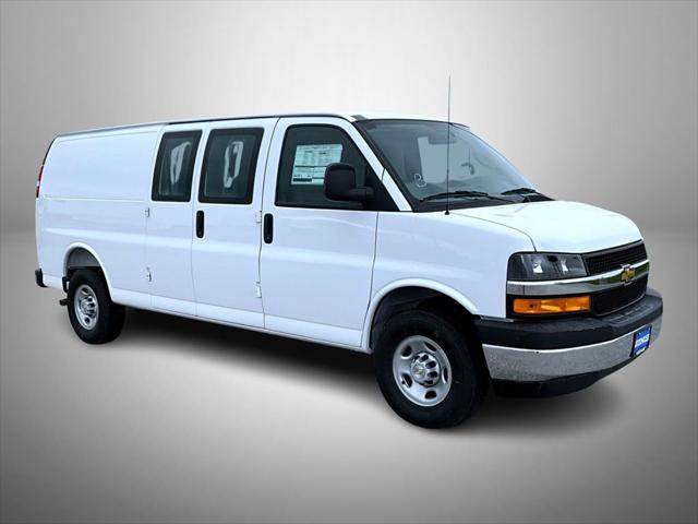 2026 Chevrolet Express Cargo Van 3500 Extended Wheelbase, WT, RWD