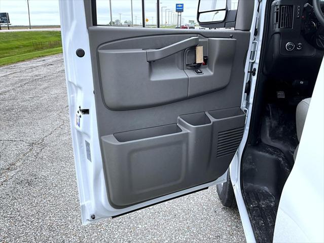 2026 Chevrolet Express Cargo Van 3500 Extended Wheelbase, WT, RWD