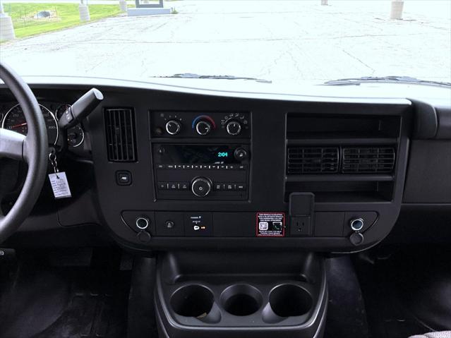 2026 Chevrolet Express Cargo Van 3500 Extended Wheelbase, WT, RWD