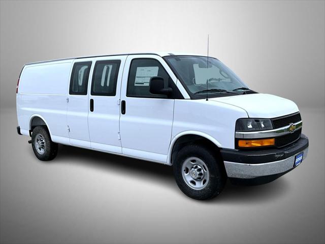 2026 Chevrolet Express Cargo Van 3500 Extended Wheelbase, WT, RWD