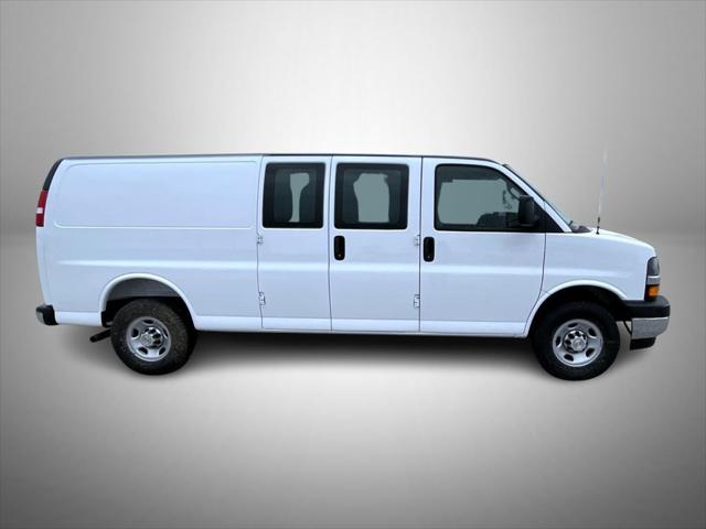 2026 Chevrolet Express Cargo Van 3500 Extended Wheelbase, WT, RWD